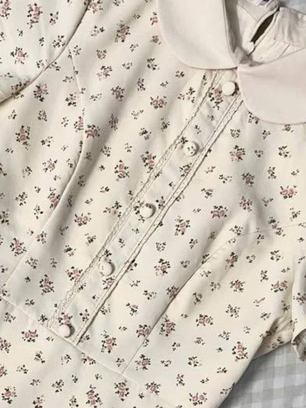 Cream Floral Mini Dress - Picture 2 of 3